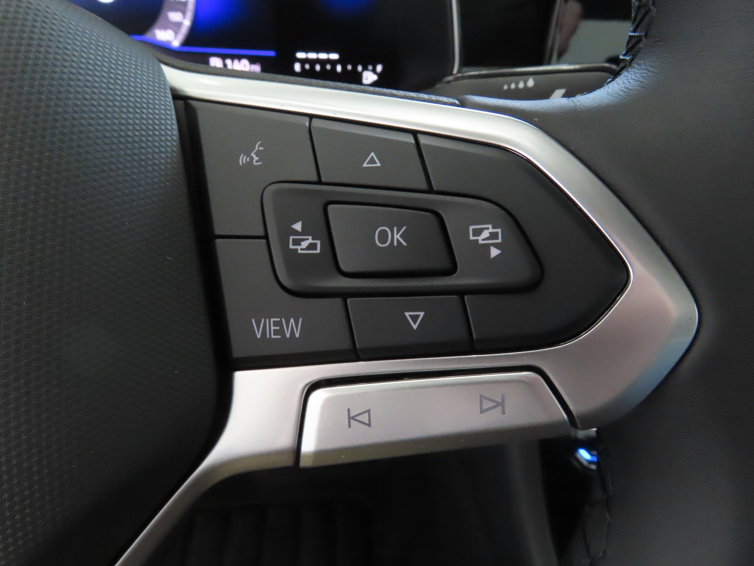 New 2026 Volkswagen Jetta SE FWD image 14
