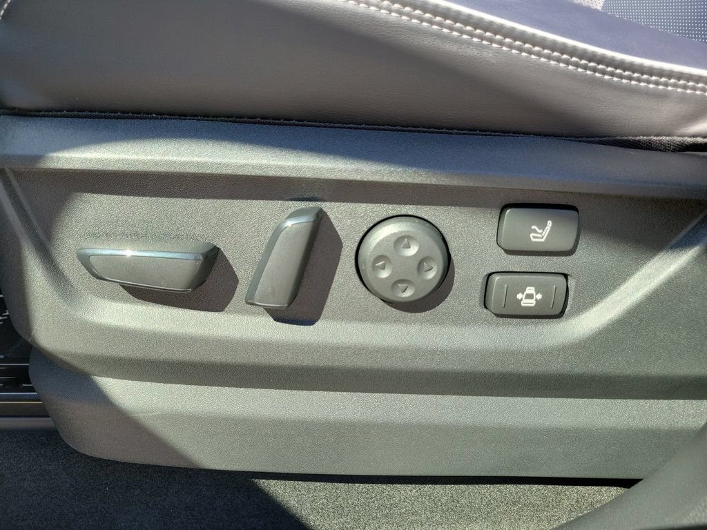 Used 2026 INFINITI QX80 4WD w/ Sport Exterior Package image 24