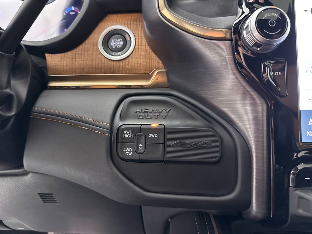 Used 2024 RAM 2500 Limited w/ Safety Group image 32