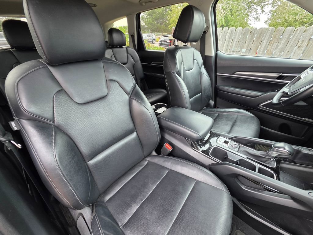 Used 2022 Kia Telluride S AWD/4WD image 11