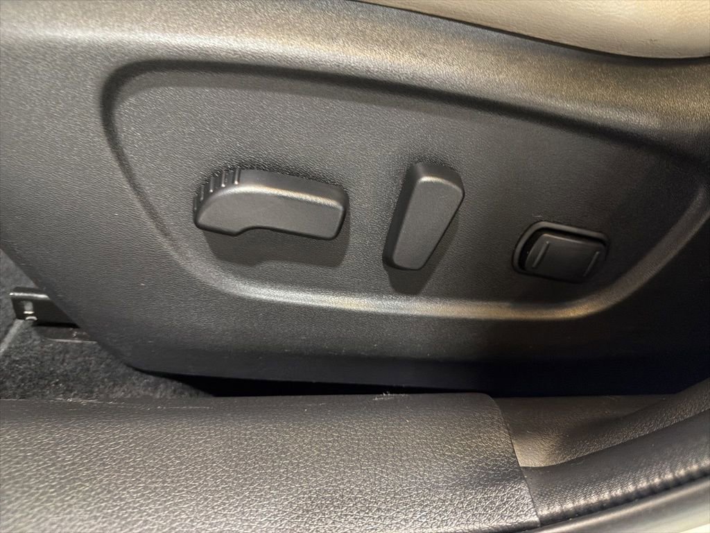 Used 2018 Nissan Rogue Sport SL image 51