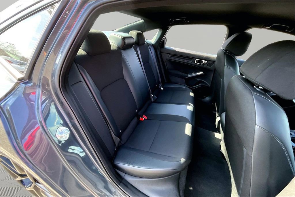 Used 2023 Honda Civic Sport image 19