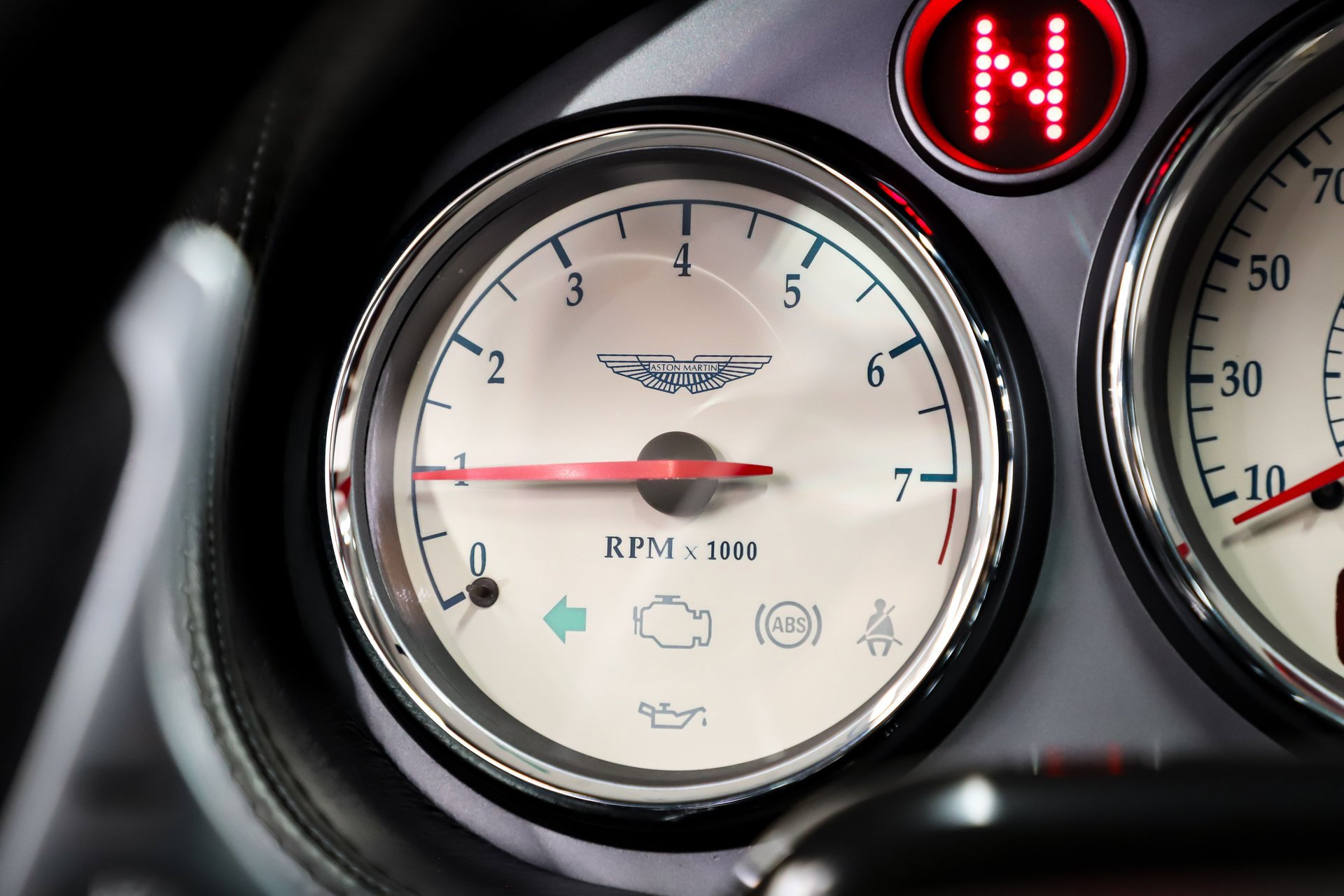 Used 2003 Aston Martin Vanquish image 17