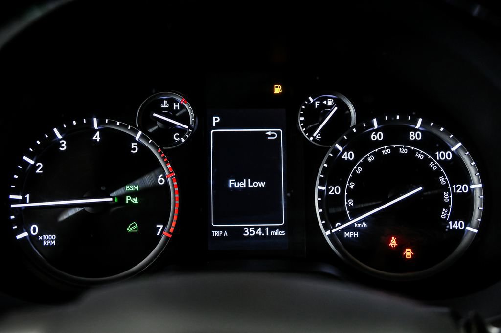 Used 2023 Lexus GX 460 Premium image 18