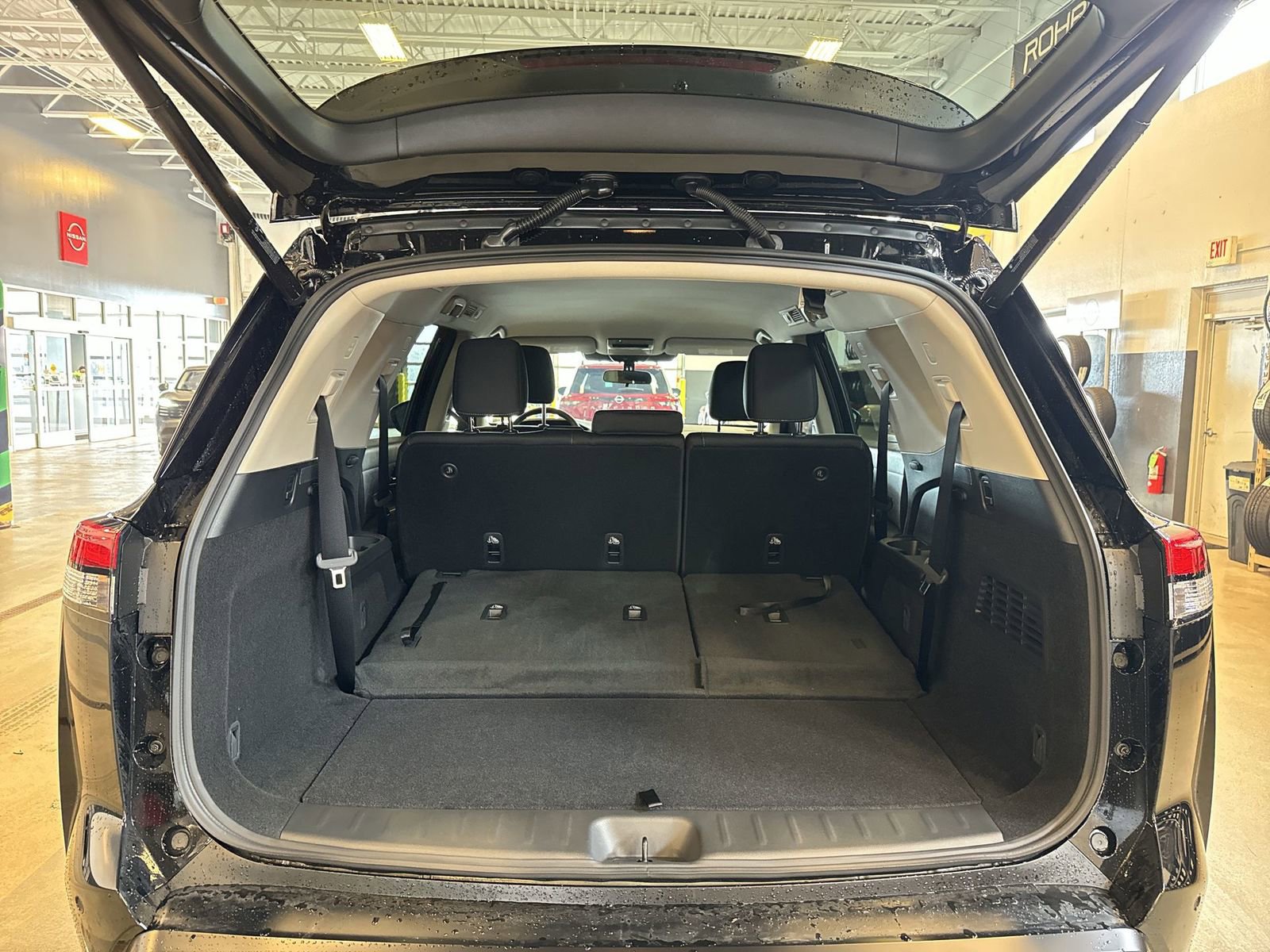 New 2026 Nissan Pathfinder SV image 32