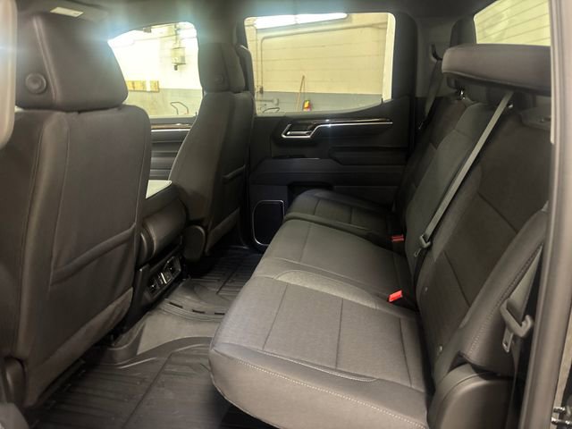 New 2026 GMC Sierra 1500 SLE image 35