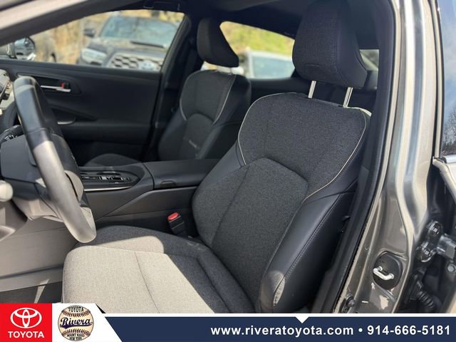 Used 2023 Toyota Crown XLE image 14