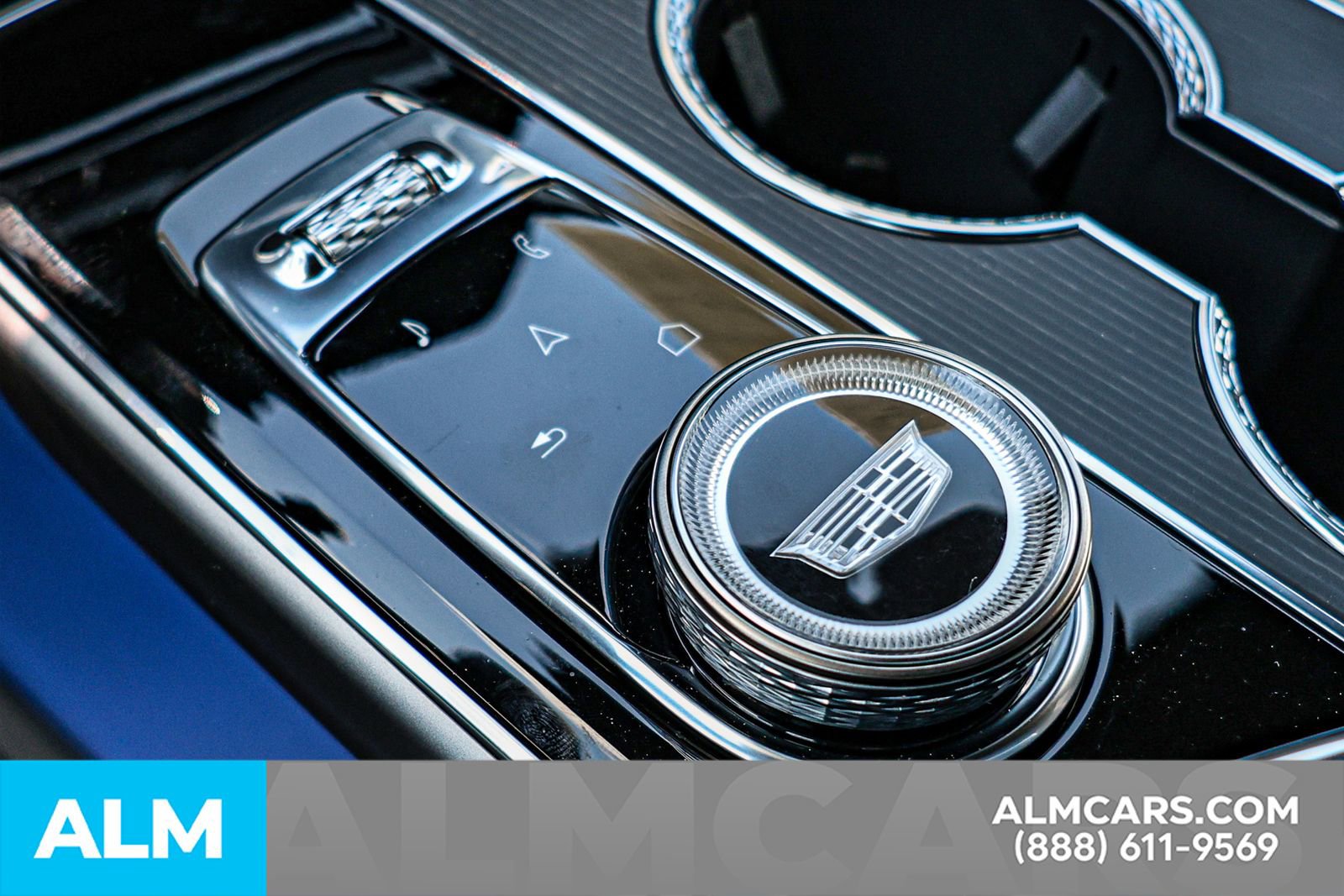 Used 2025 Cadillac Lyriq Luxury image 40