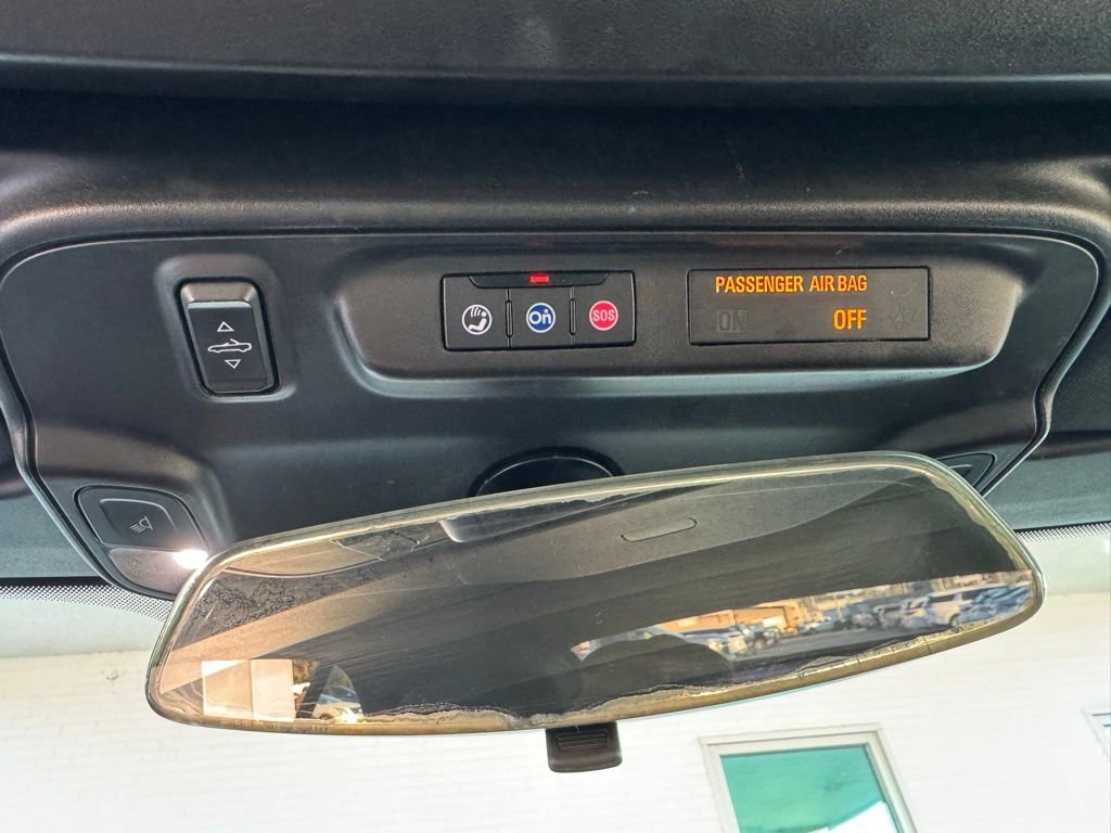 Used 2020 Chevrolet Camaro LT image 34