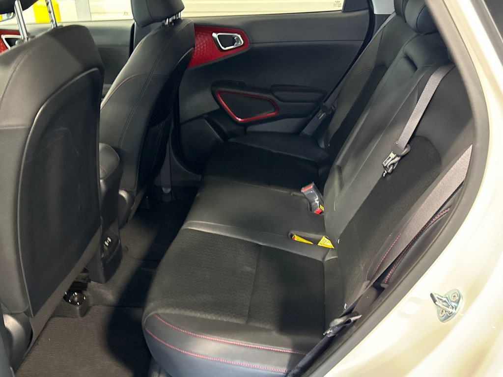 Used 2024 Kia Soul GT-Line w/ GT-Line Technology Package FWD image 8