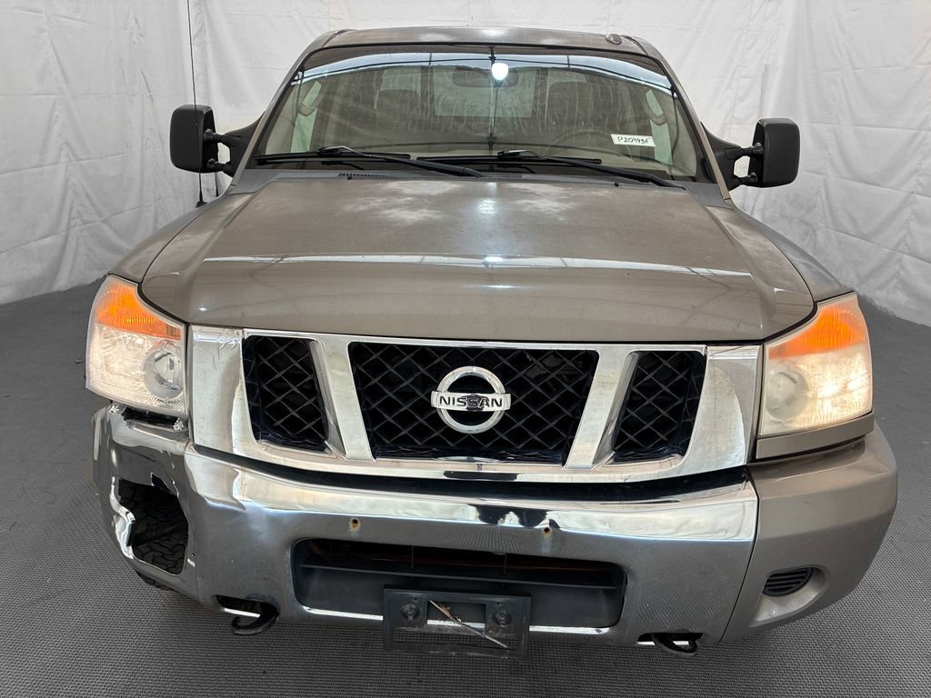 Used 2008 Nissan Titan SE image 2