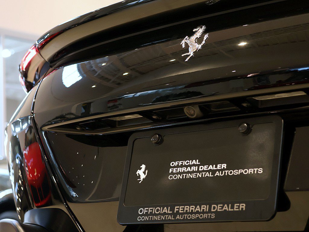 Certified 2025 Ferrari Roma Spider RWD image 67
