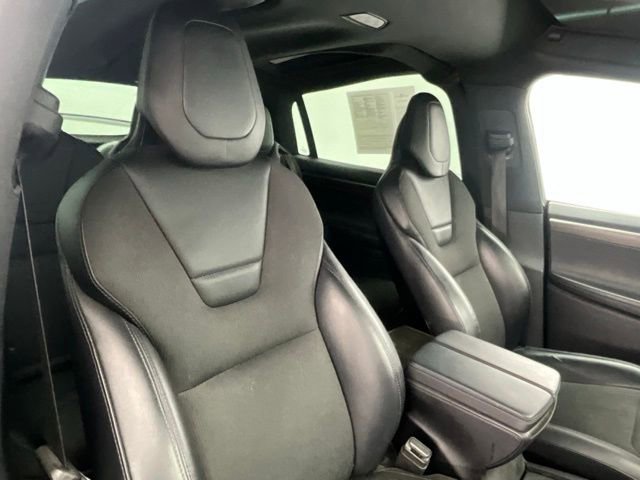 Used 2016 Tesla Model X 90D image 13