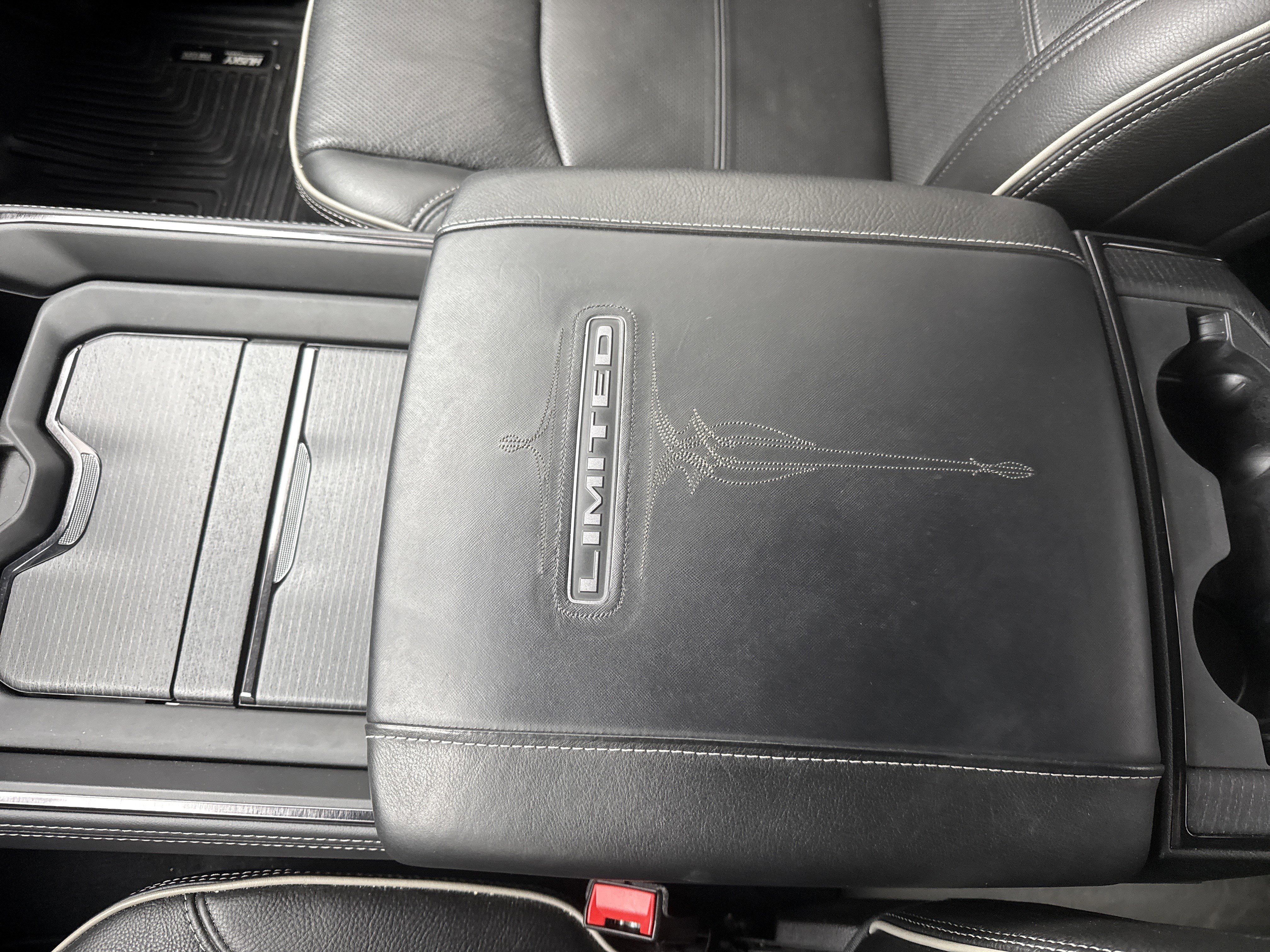 Used 2023 RAM 2500 Limited image 26