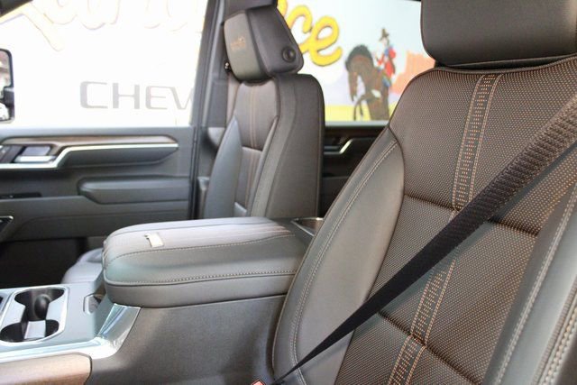New 2026 Chevrolet Silverado 3500 High Country w/ Technology Package image 18