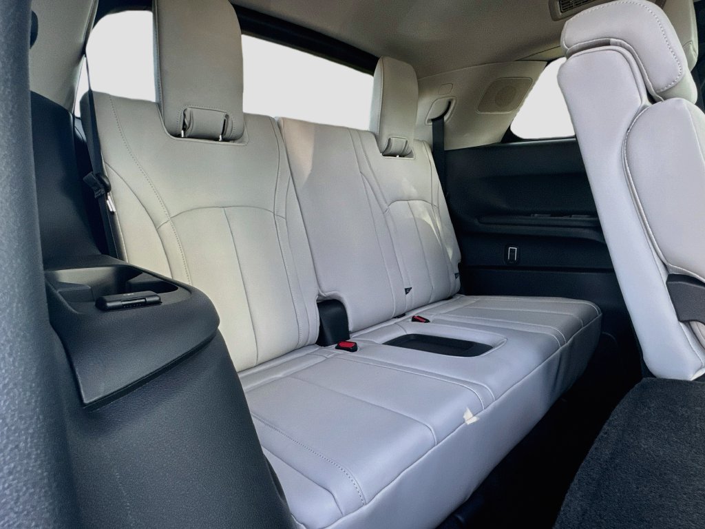New 2027 INFINITI QX60 Luxe w/ Cargo Package FWD image 30