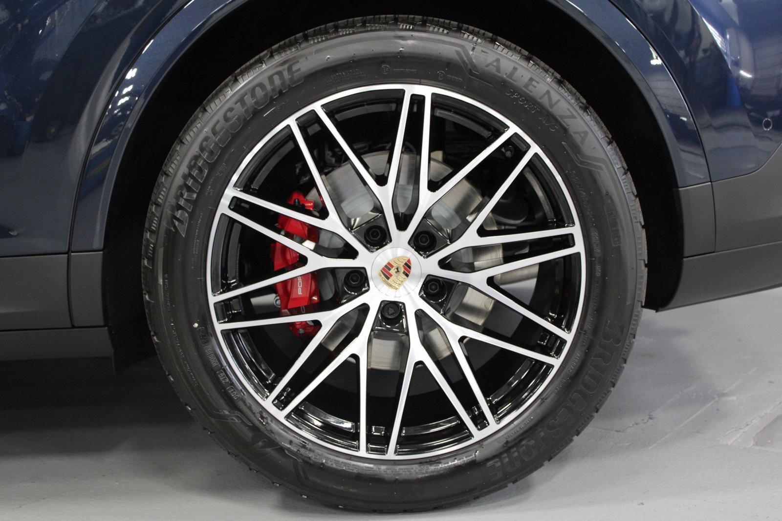 New 2026 Porsche Cayenne S image 12