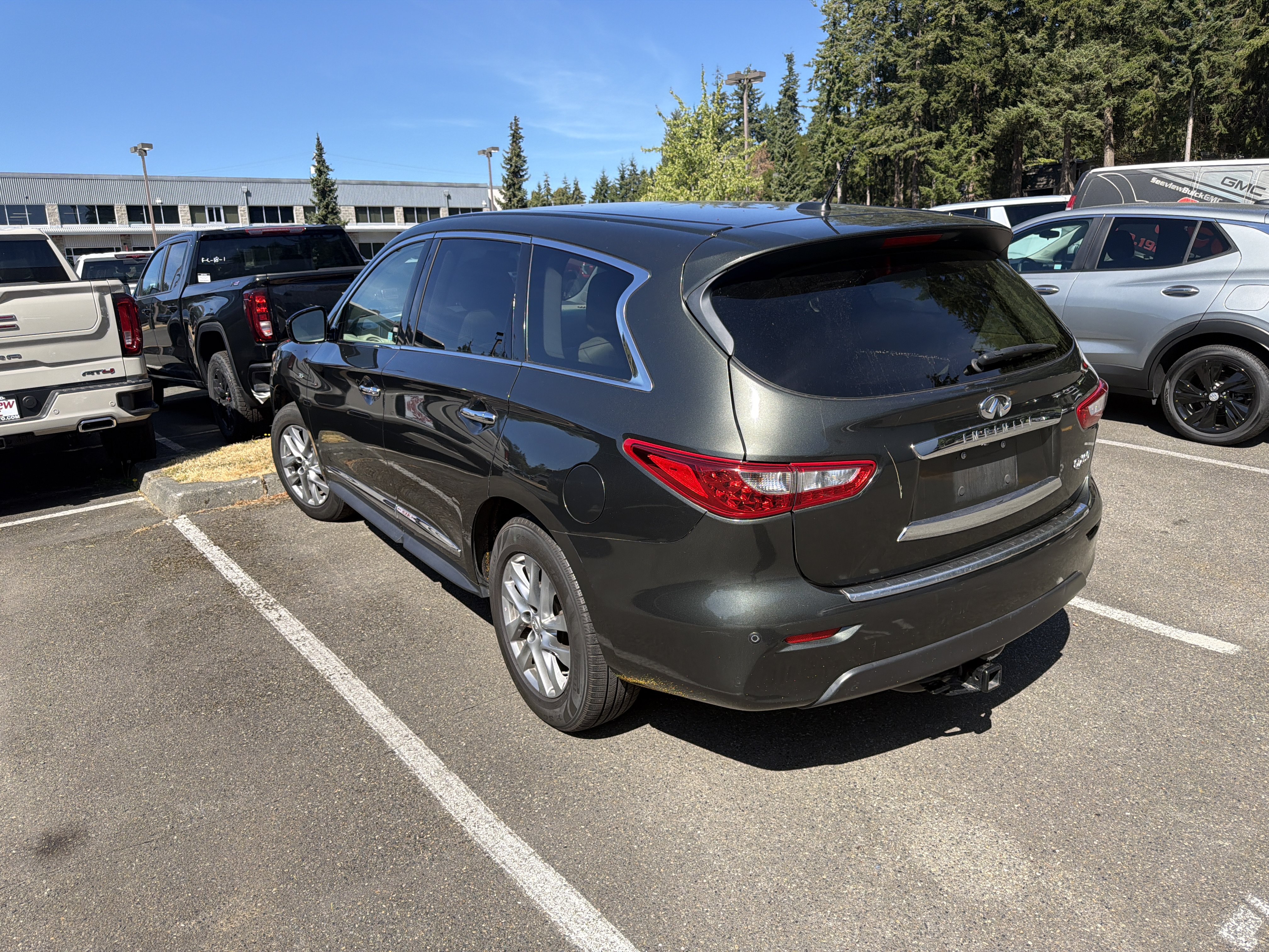 Used 2014 INFINITI QX60 Luxe w/ Premium Plus Package AWD/4WD image 2