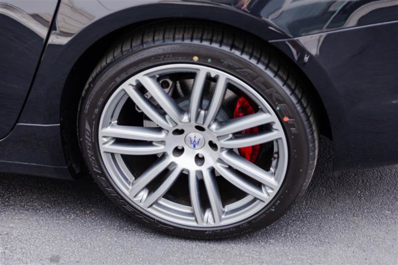 Used 2017 Maserati Quattroporte S GranSport Q4 image 13