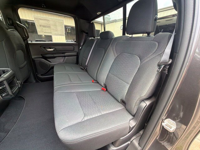 Used 2026 RAM 1500 Express AWD/4WD image 15