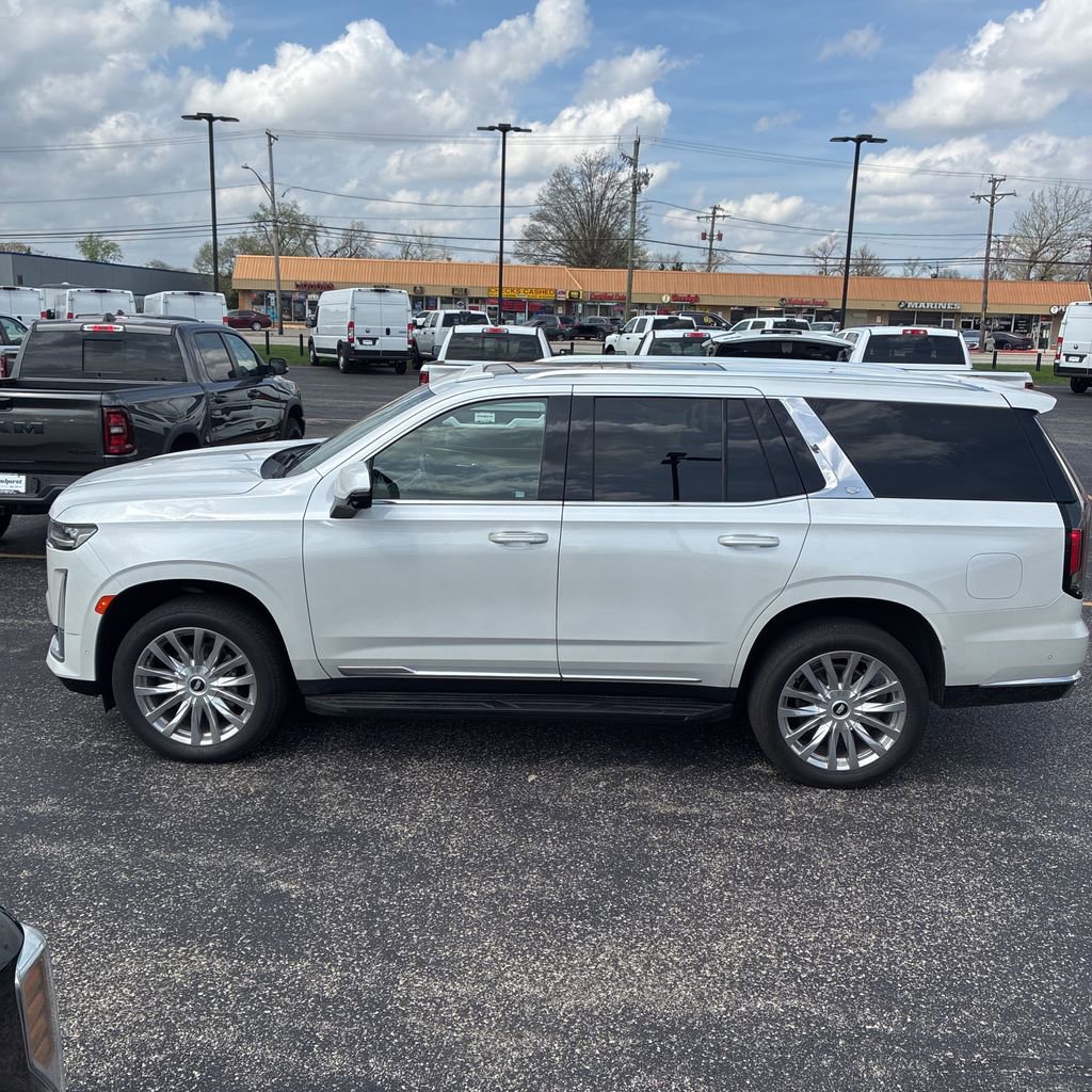 Used 2023 Cadillac Escalade Premium Luxury AWD/4WD image 4