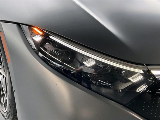 Used 2023 Mercedes-Benz EQS 580 4MATIC Sedan image 30