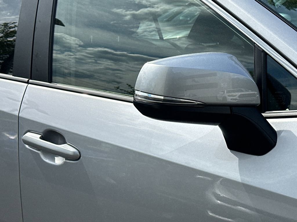 Certified 2025 Toyota RAV4 XLE AWD/4WD image 8