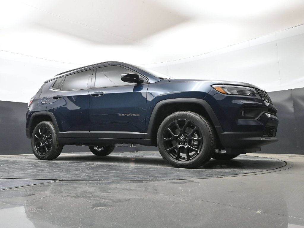 New 2026 Jeep Compass Latitude AWD/4WD image 45