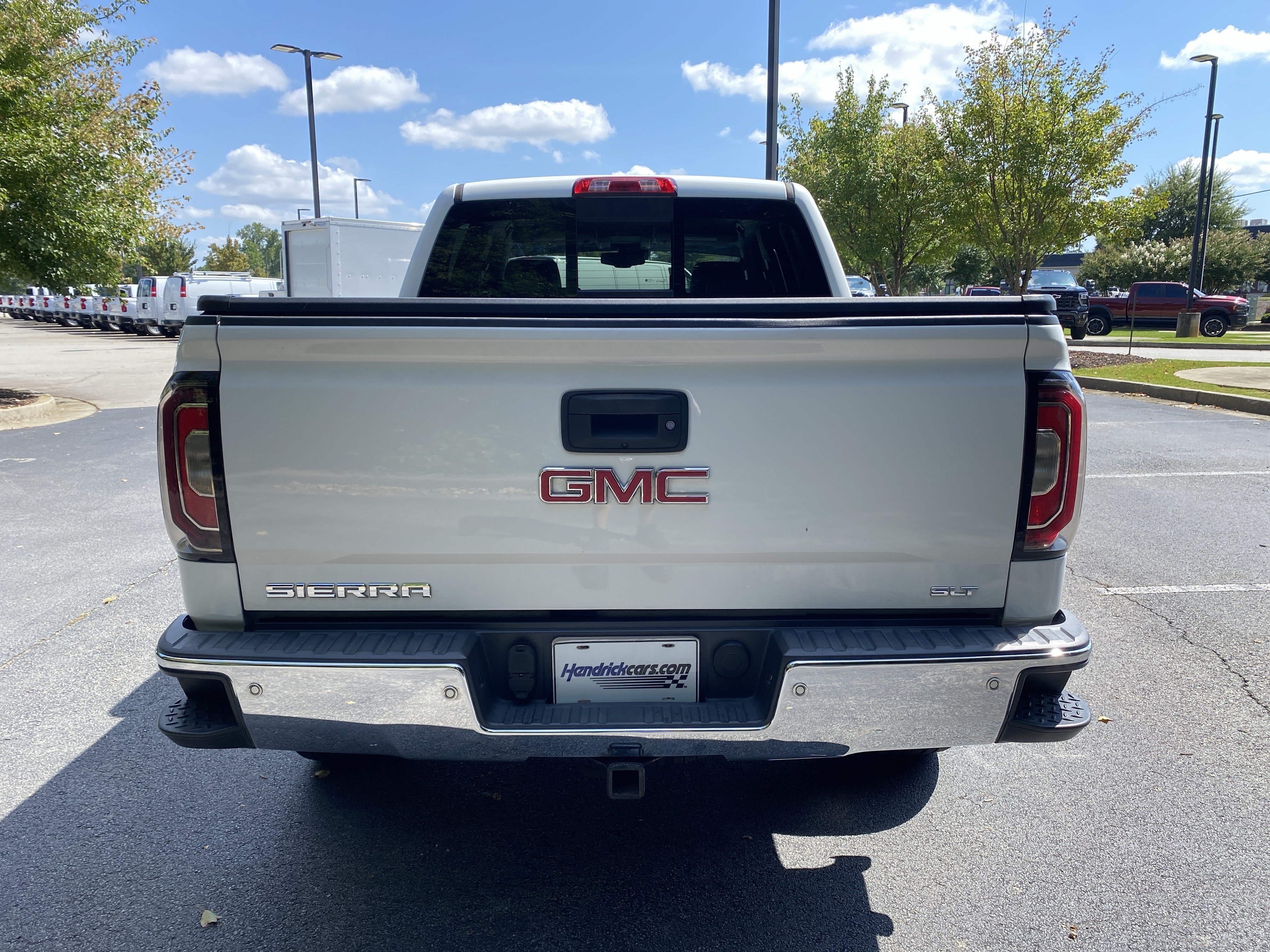 Used 2018 GMC Sierra 1500 SLT AWD/4WD image 8