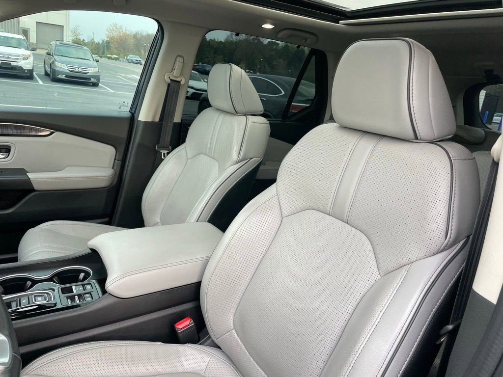 Certified 2023 Honda Pilot Elite image 29