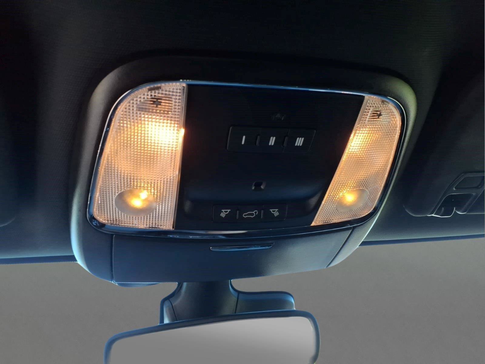 Used 2021 Jeep Grand Cherokee Laredo X AWD/4WD image 26
