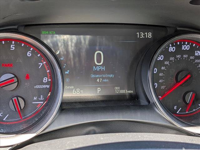 Used 2022 Toyota Camry XSE FWD image 11