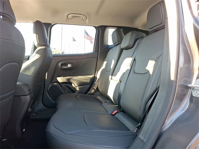 Used 2021 Jeep Renegade Limited image 10