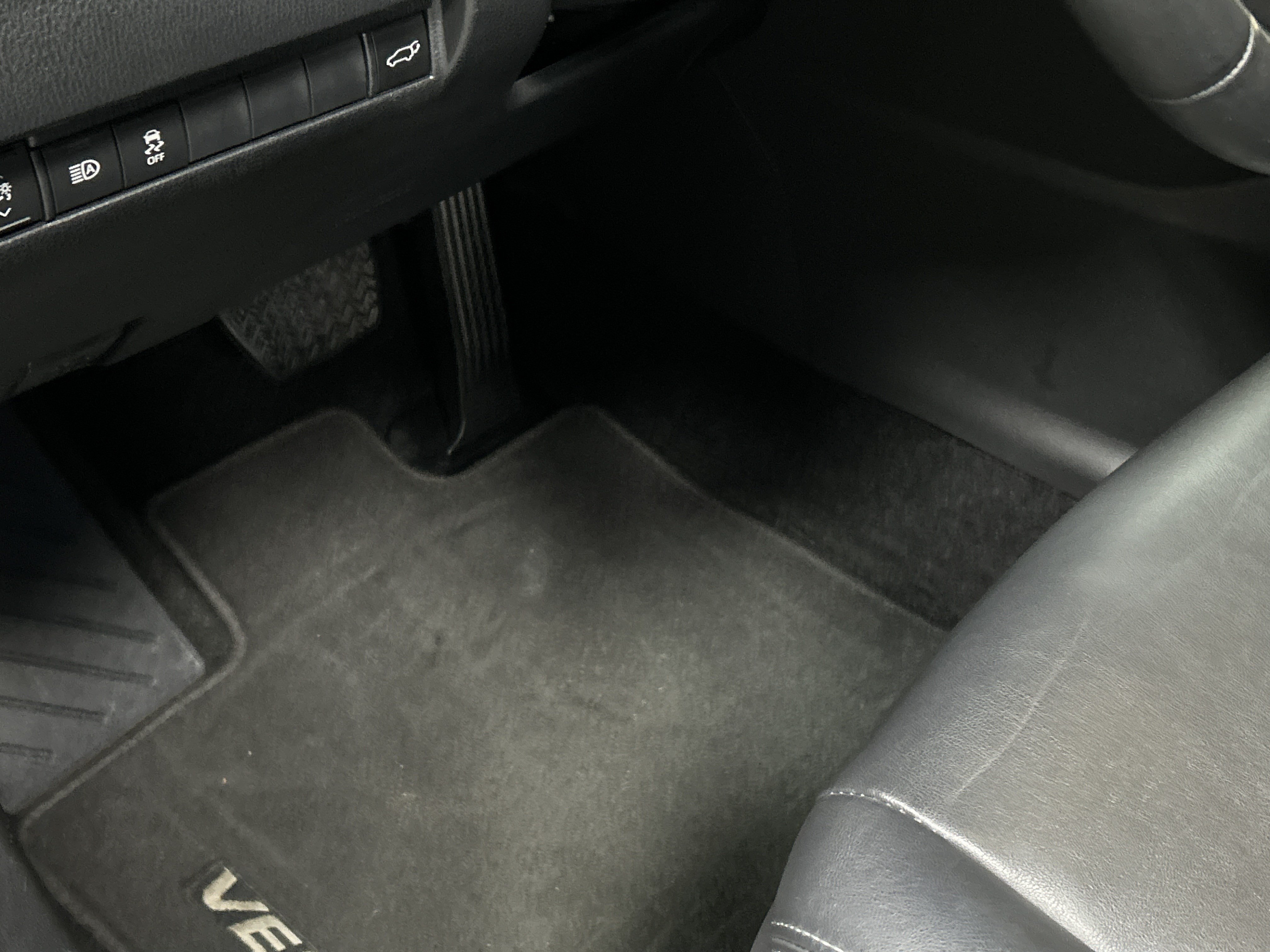 Certified 2022 Toyota Venza XLE AWD/4WD image 17