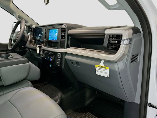 New 2026 Ford F550 4x4 Regular Cab Super Duty image 26
