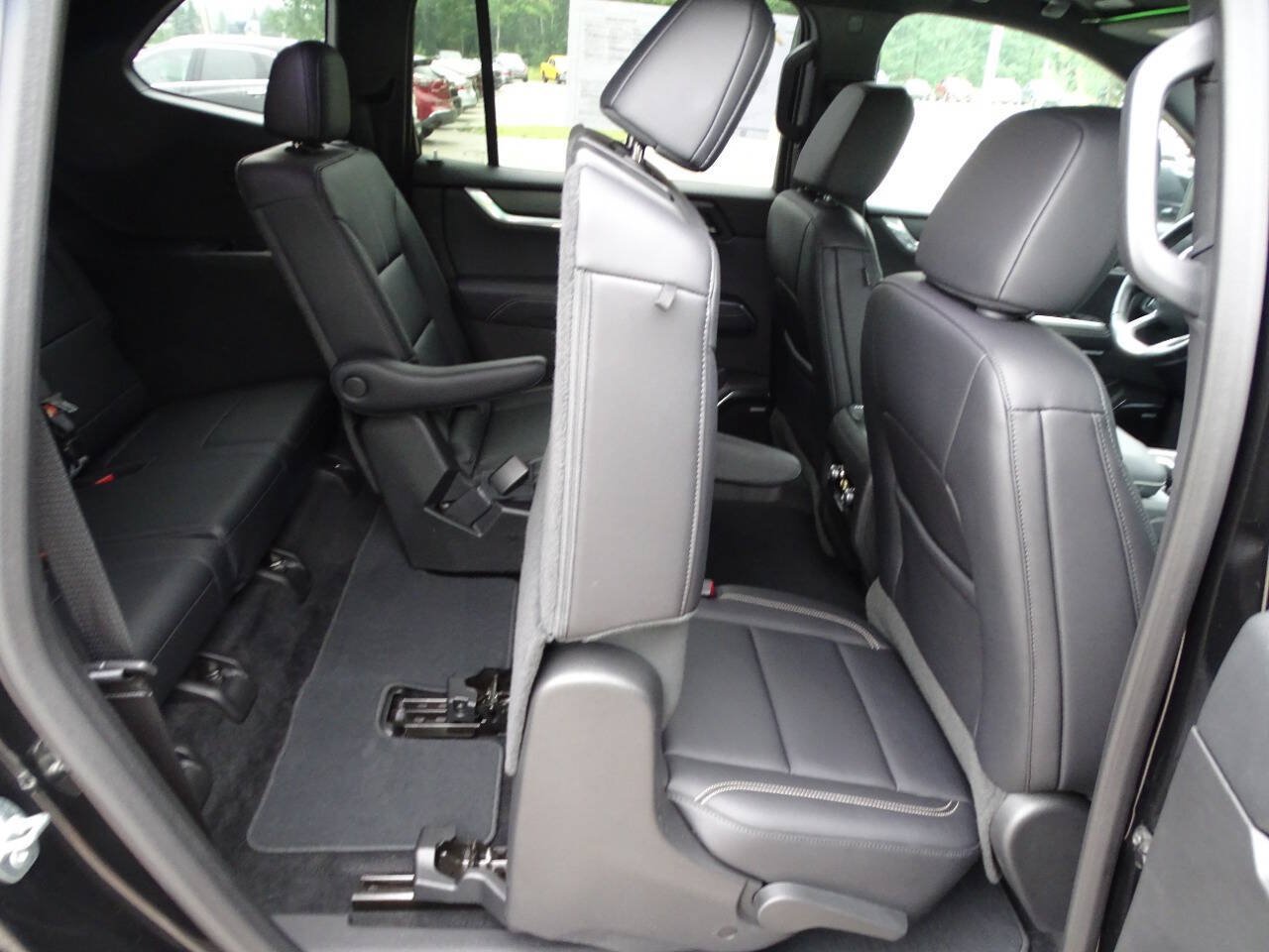 Used 2025 GMC Acadia AWD Elevation w/ Elevation Premium Package image 46