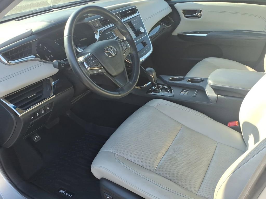 Used 2013 Toyota Avalon Limited image 13