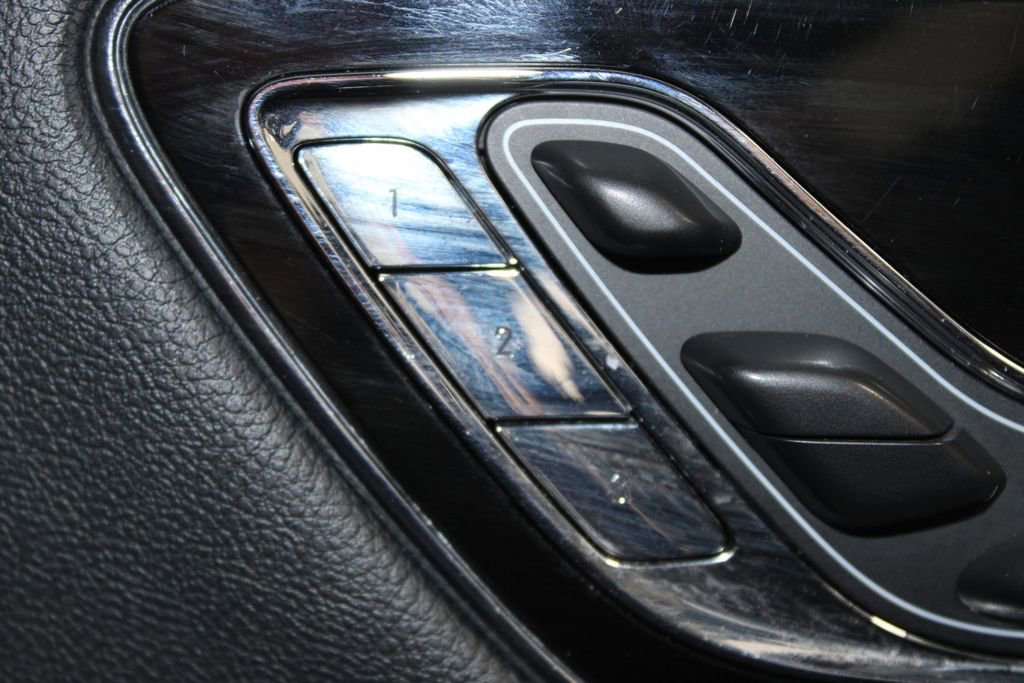 Used 2023 Lincoln Navigator Reserve AWD/4WD image 44