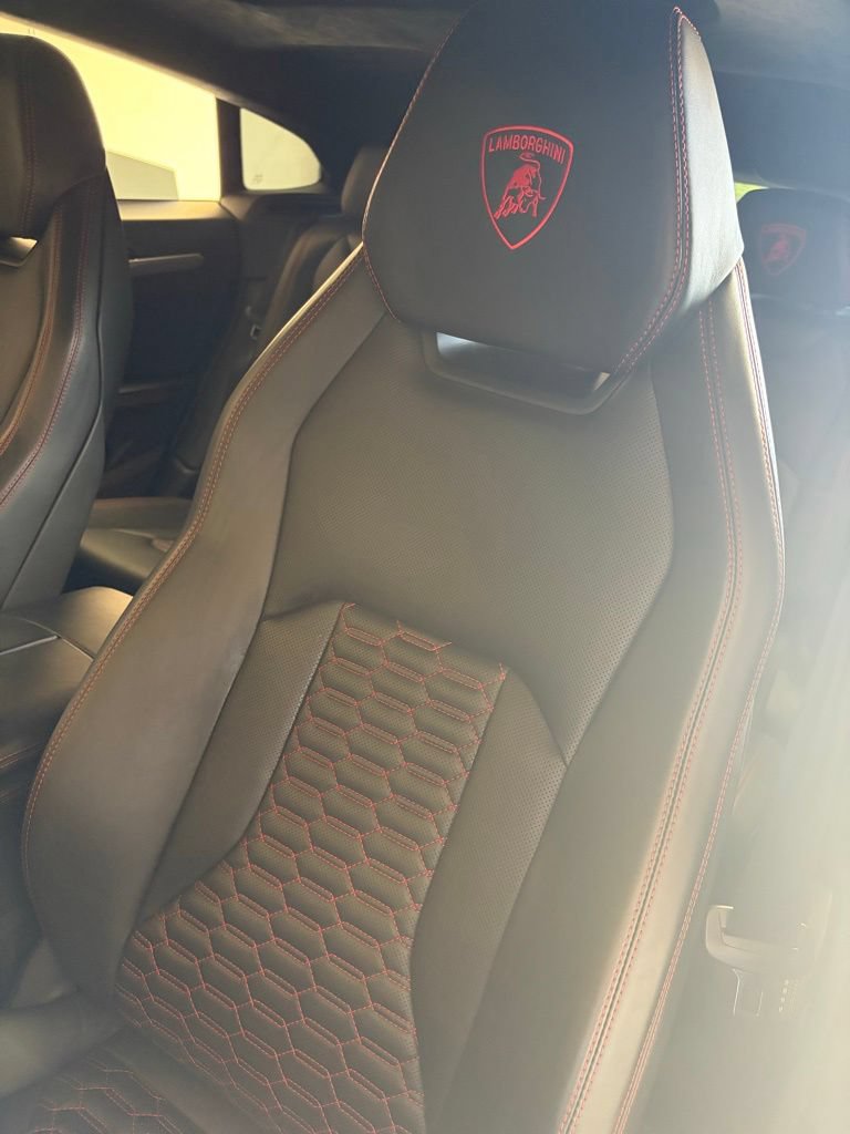 Used 2019 Lamborghini Urus AWD/4WD image 19