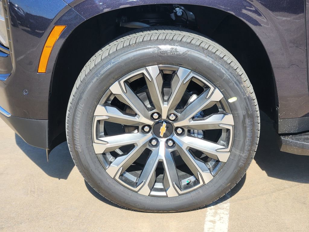 New 2026 Chevrolet Tahoe High Country w/ Sun And Tow Package AWD/4WD image 8