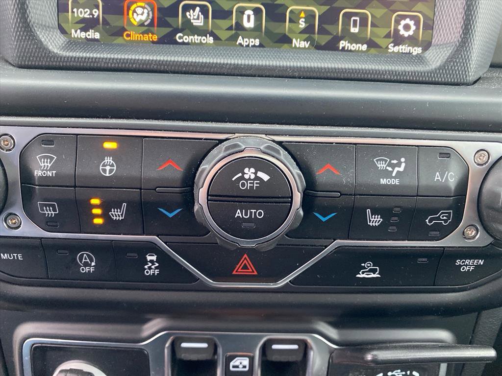 Used 2022 Jeep Wrangler Unlimited Sport w/ Sun And Sound Package AWD/4WD image 14