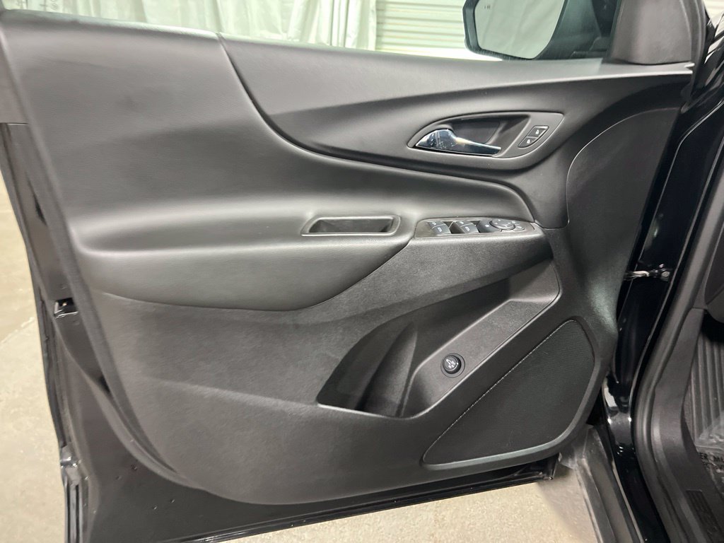 Used 2024 Chevrolet Equinox LT AWD/4WD image 22