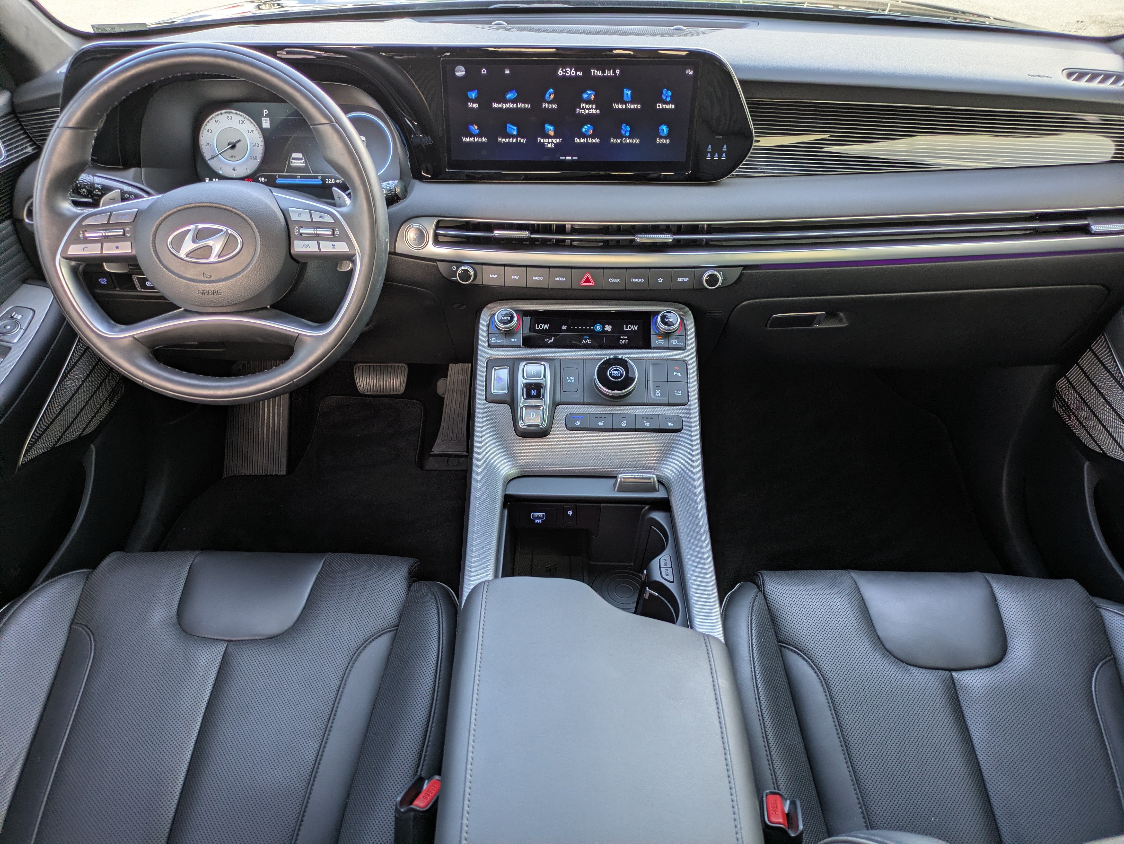 Used 2024 Hyundai Palisade Calligraphy FWD image 16