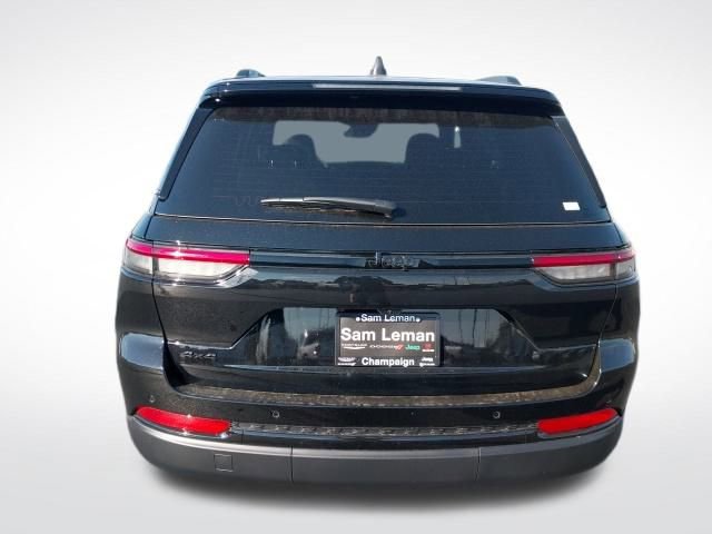 New 2025 Jeep Grand Cherokee Laredo image 22