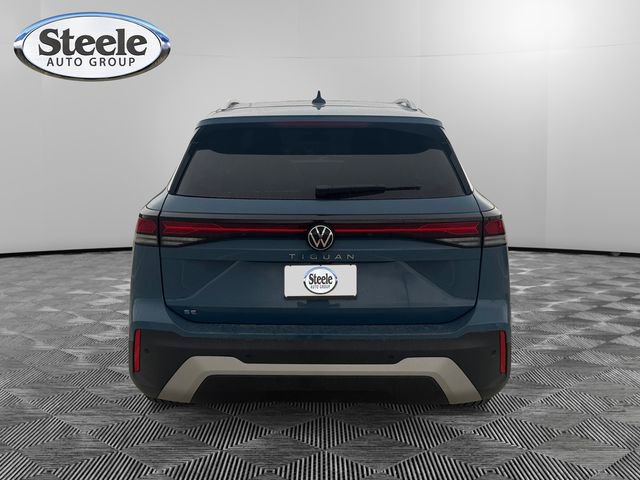 Used 2026 Volkswagen Tiguan SE FWD image 4