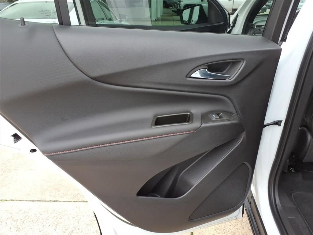 Used 2024 Chevrolet Equinox RS w/ RS Leather Package image 20