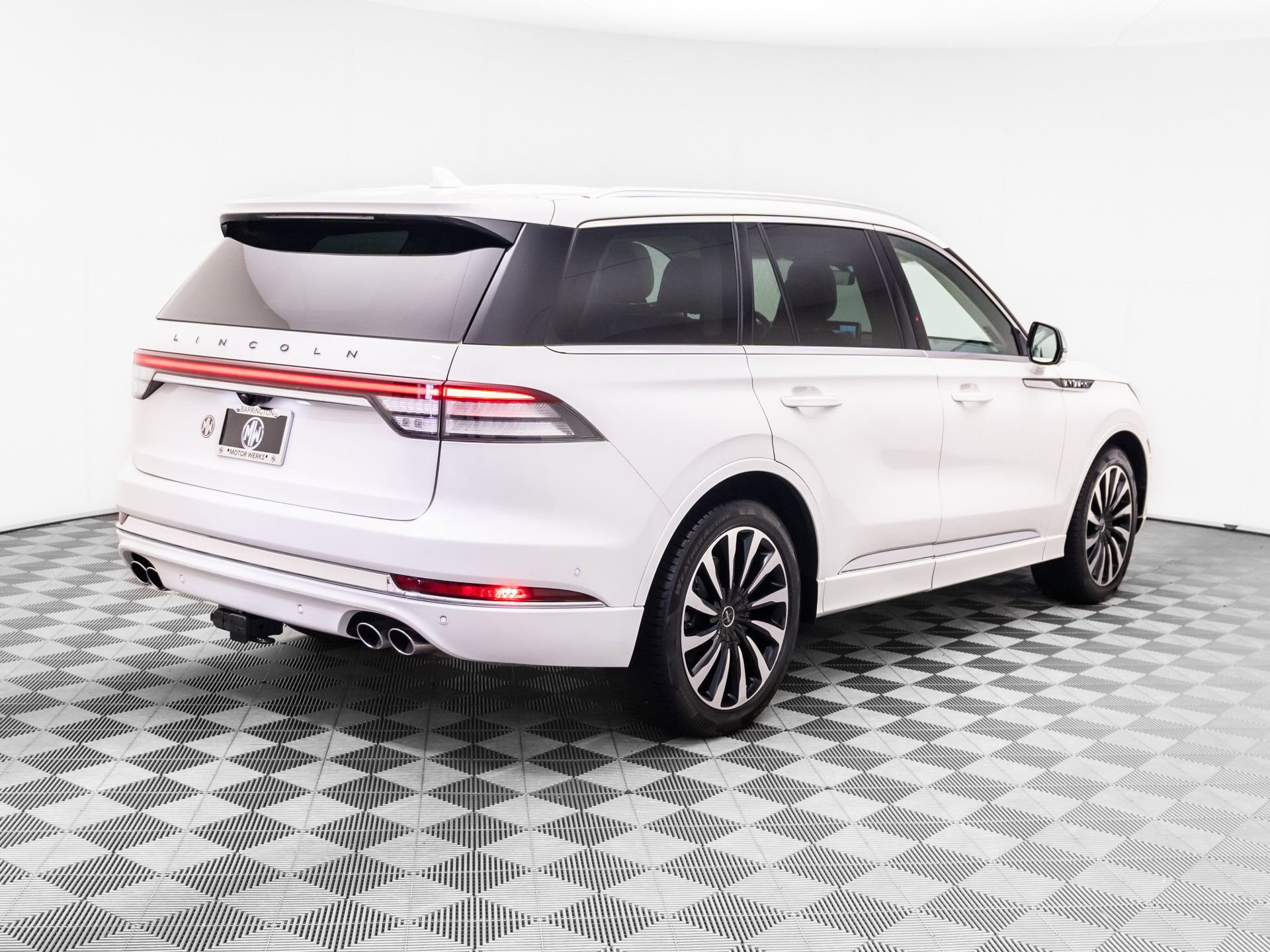 Used 2021 Lincoln Aviator Black Label Grand Touring AWD/4WD image 5