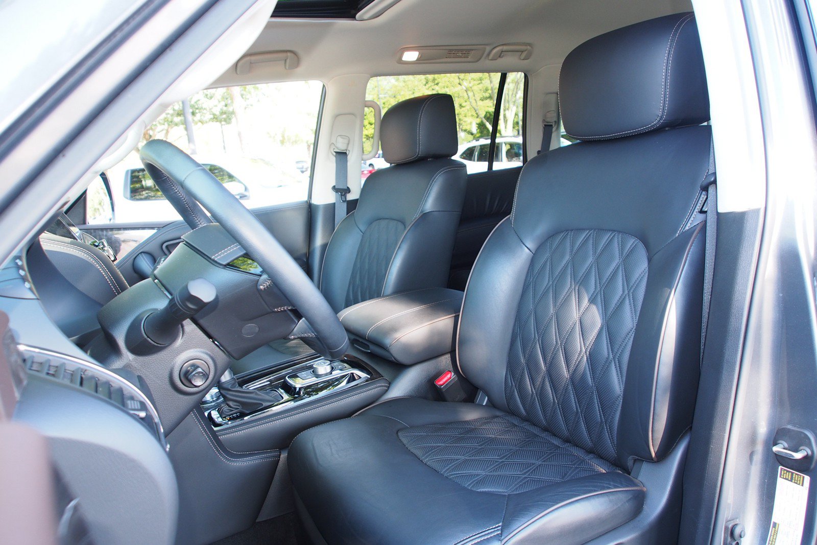 Used 2023 Nissan Armada Platinum w/ Captain's Chairs Package AWD/4WD image 23