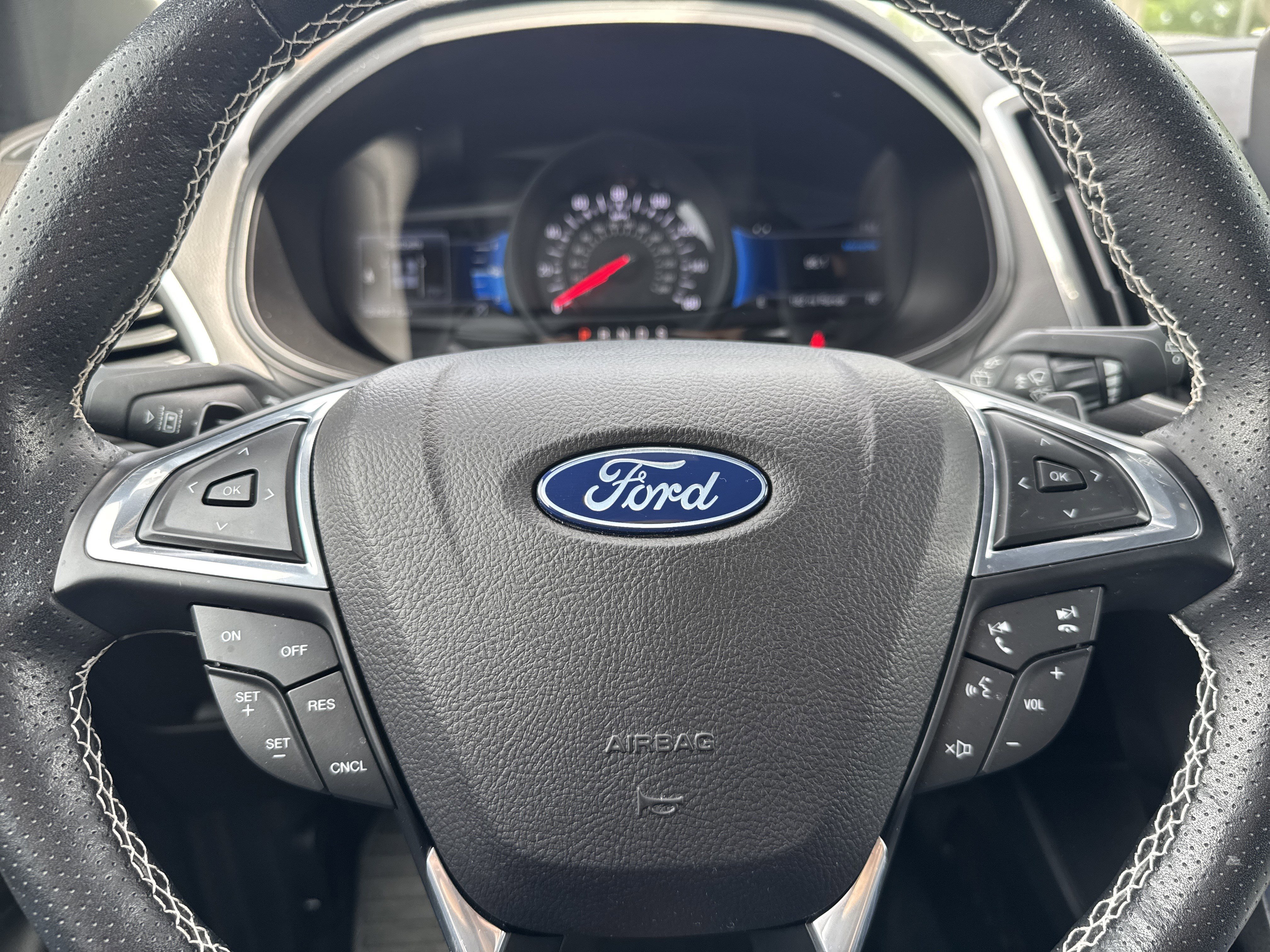 Certified 2023 Ford Edge ST AWD/4WD image 15