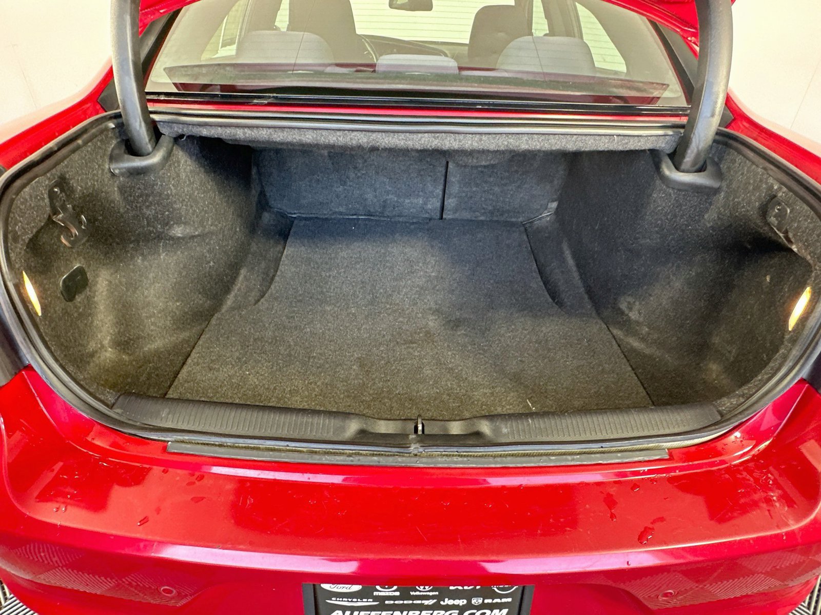 Used 2015 Dodge Charger SE w/ Power Sunroof Group RWD image 22
